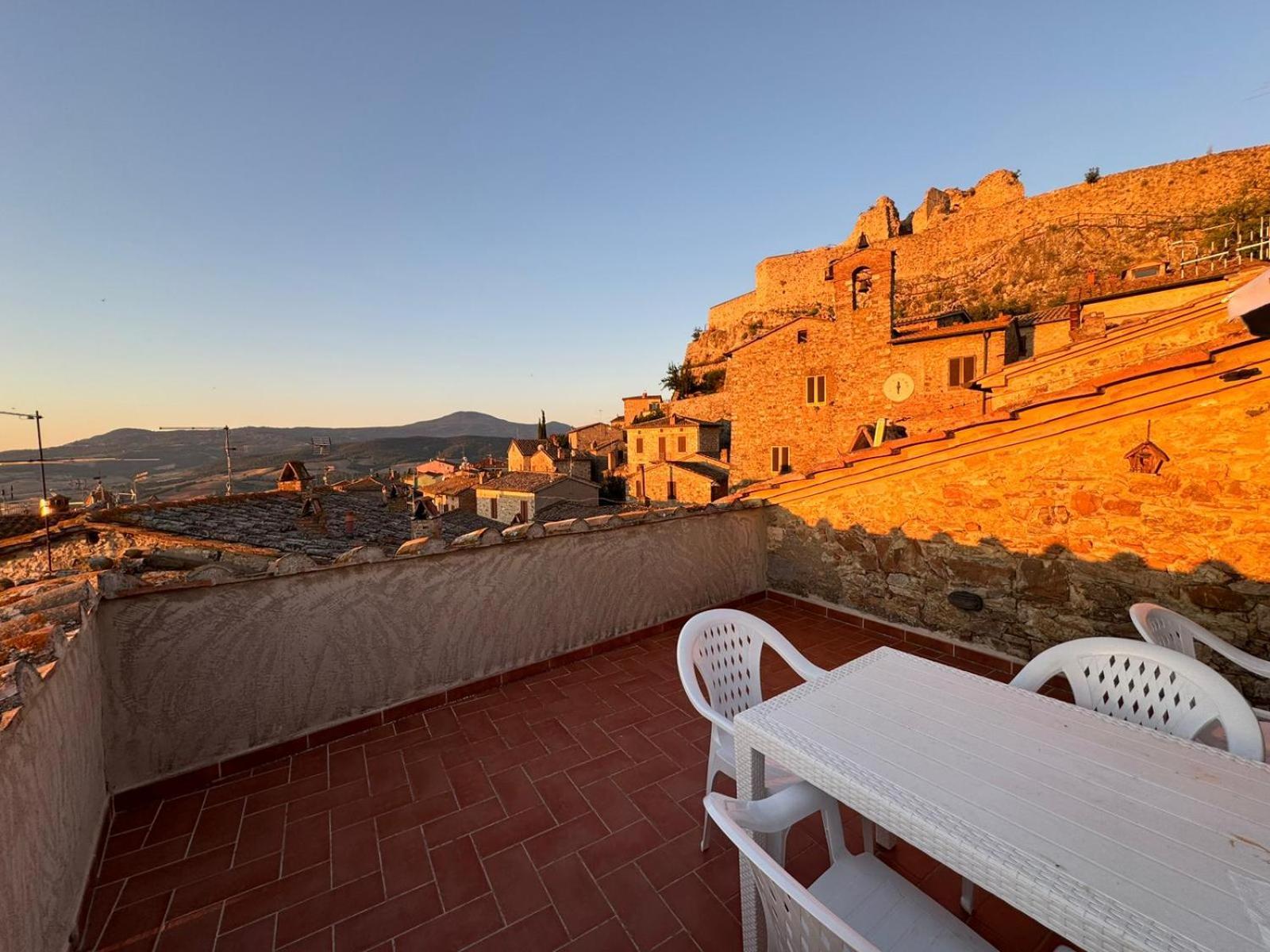 Апартаменты La Terrazza Sulla Val D'Orcia Кастильоне-д'Орчия Экстерьер фото