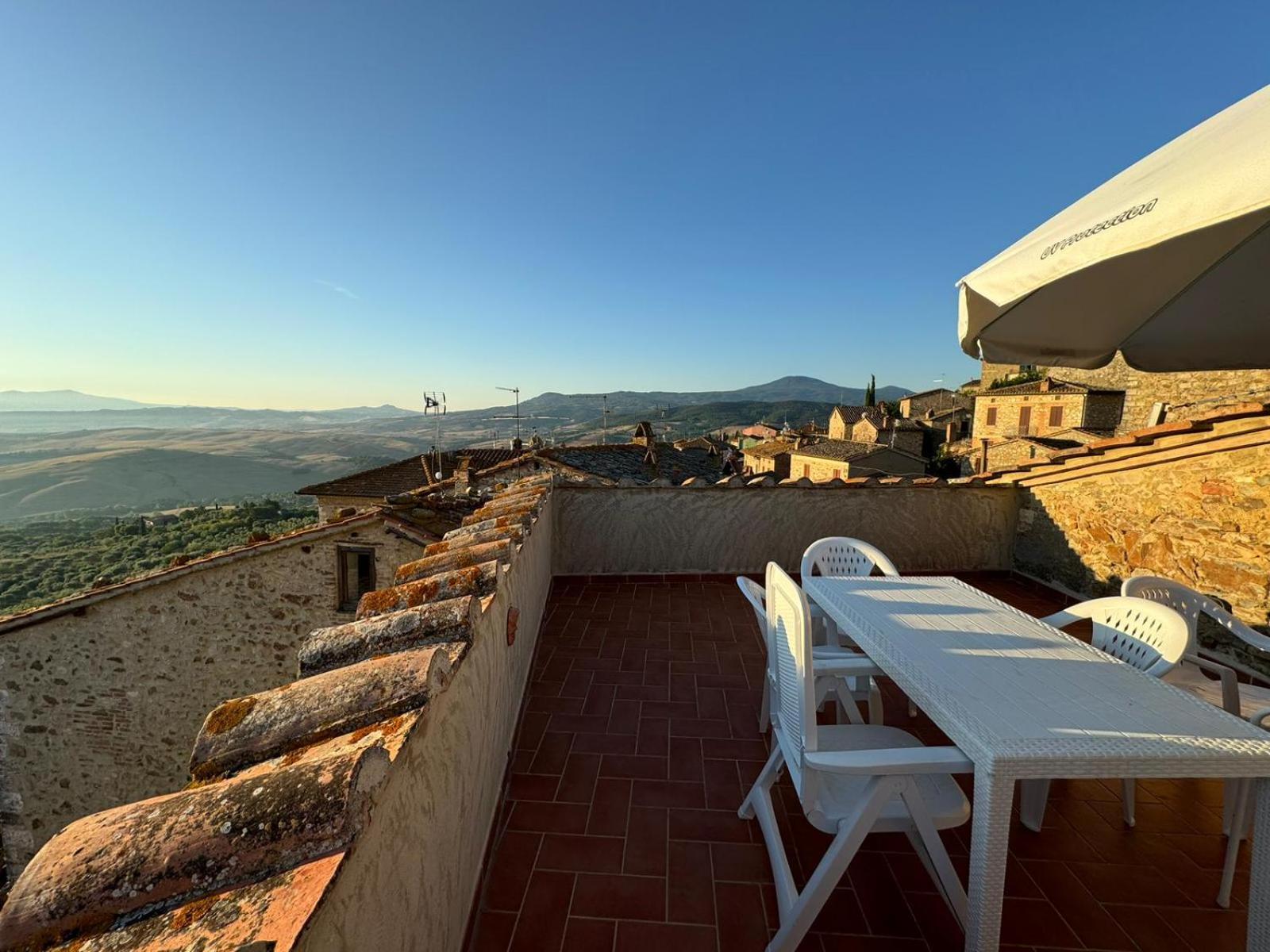 Апартаменты La Terrazza Sulla Val D'Orcia Кастильоне-д'Орчия Экстерьер фото